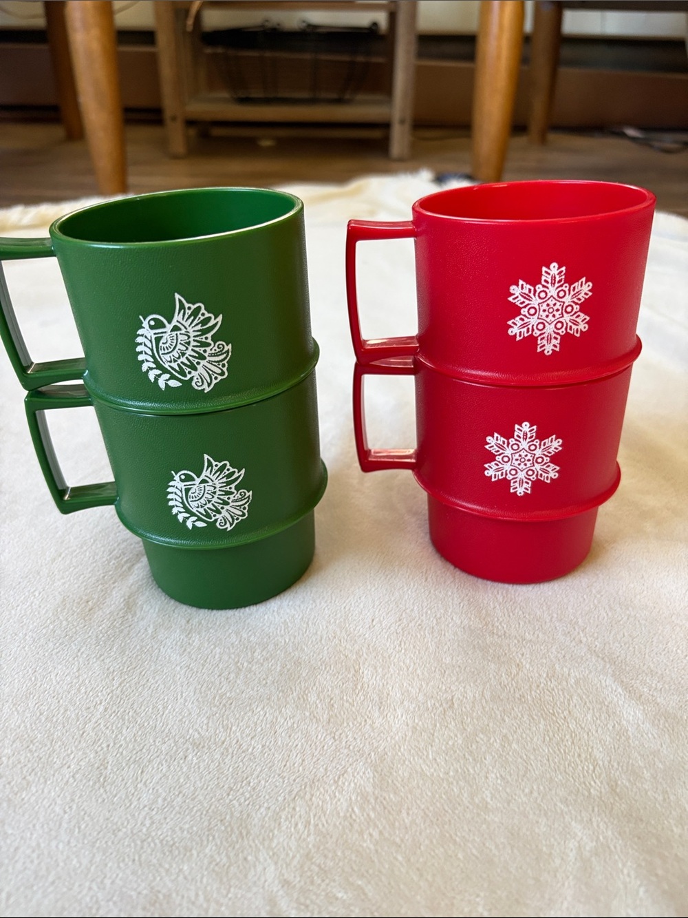 vintage Tupperware stackable Christmas mugs,  1312 red & green snowflake & dove